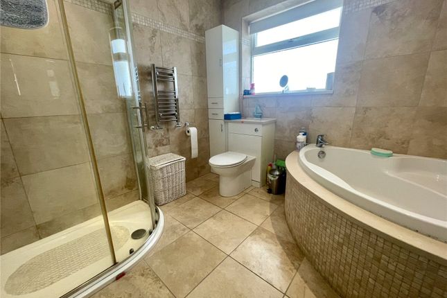 49, Darwin Road, East  Yorkshire photo 3