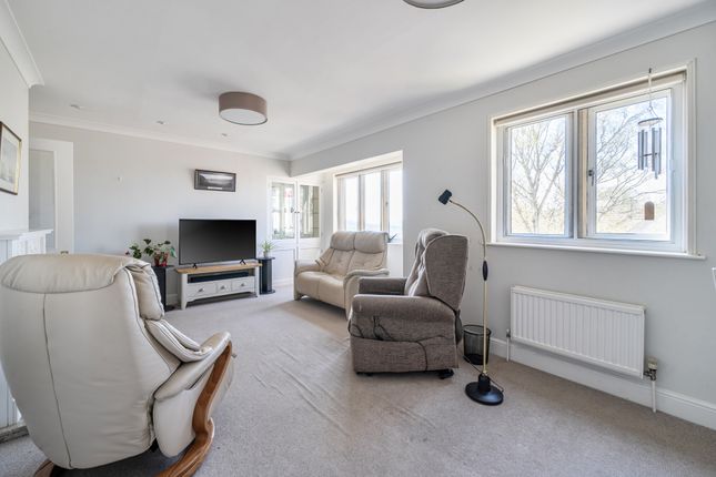 Flat 4, Hyett Orchard, Hyett Close, Painswick, Stroud photo 3