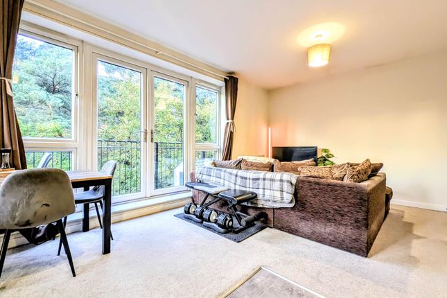 5, Russet Walk, Bordon photo 3