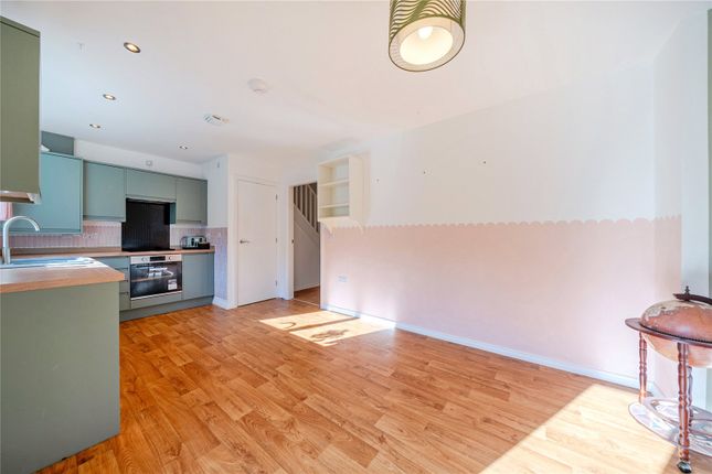 Acorn Rise, Huddersfield photo 4