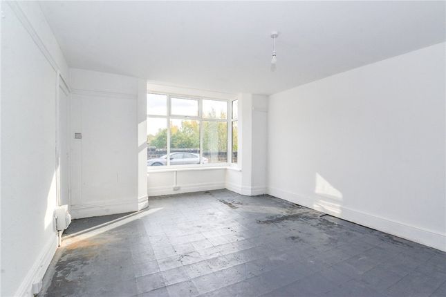 20, Britannia Street, West Yorkshire photo 3