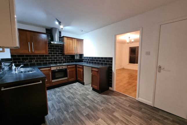 16, Bermondsey Drive, Hull photo 3