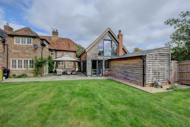 Country house for sale in Green End Road, Radnage