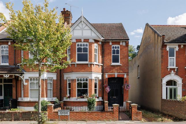 Empress Avenue, E12