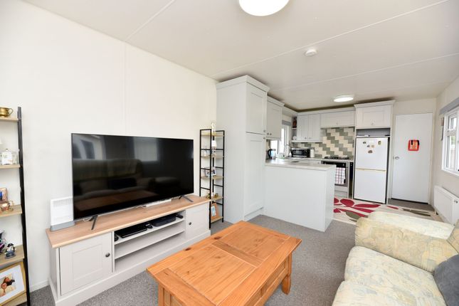 7 Long Close Station Road, Henlow photo 2