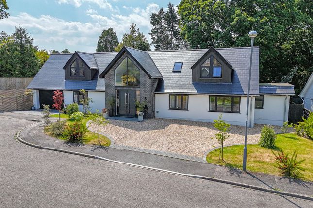 5-bed house on 5, Knightwood Close, Christchurch, £1,000,000