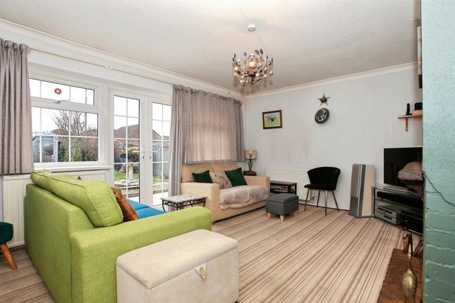 3, Larkspur Walk, Peterborough photo 2