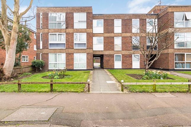 Thumbnail Flat for sale in Longlands Road, Sidcup