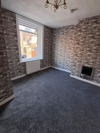 12, Leeds Road, Batley photo 2