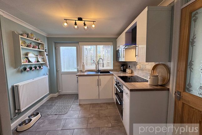 12, Park Road, Rhondda Cynon Taff photo 3