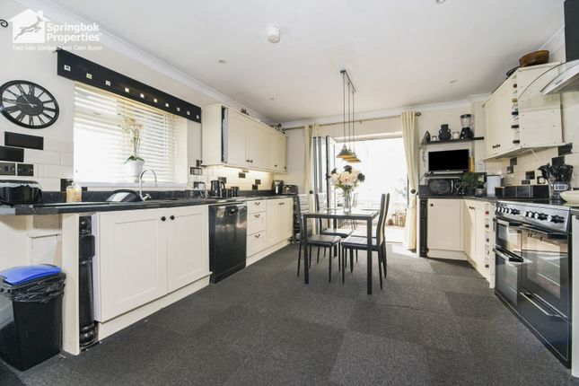 18a, Whitebarn road, Cardiff photo 4