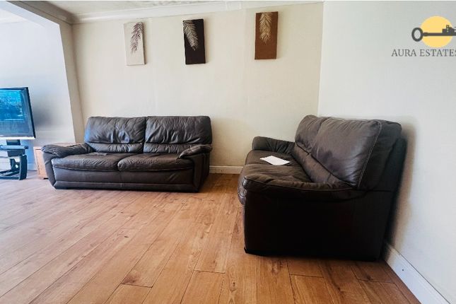 56, Linden Road, Luton photo 3