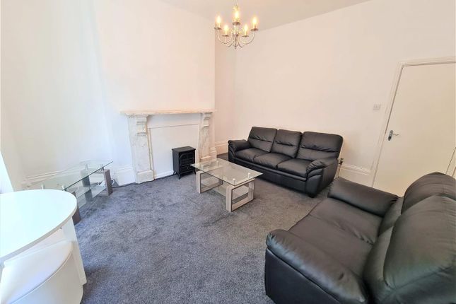 71 Newbridge Crescent, Wolverhampton photo 3