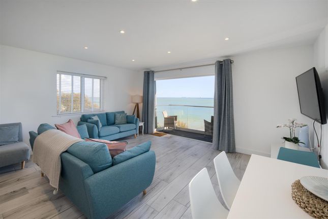 17, Royal Cliff Apartments, First Floor, Sandown photo 4