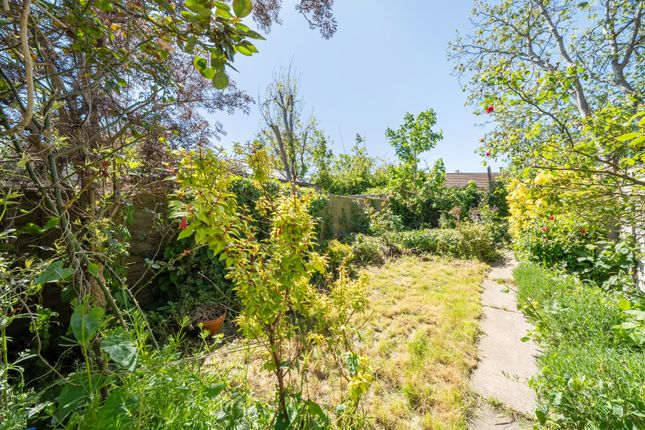 14, Herbert Street, Gloucestershire photo 2