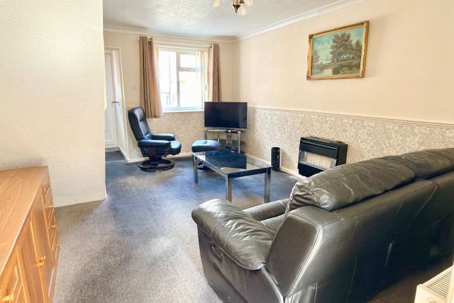 11, Gupshill Close, Tewkesbury photo 2