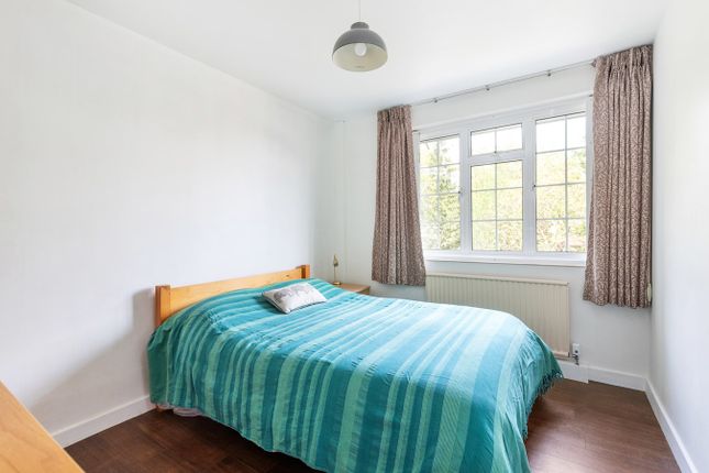 Property for sale in St Lawrence Close, Edgware