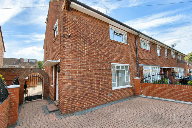 29, Sherwood Avenue, Hayes photo 2