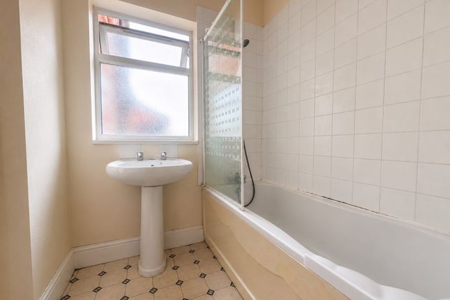 88 Balmoral Road, Northampton photo 4