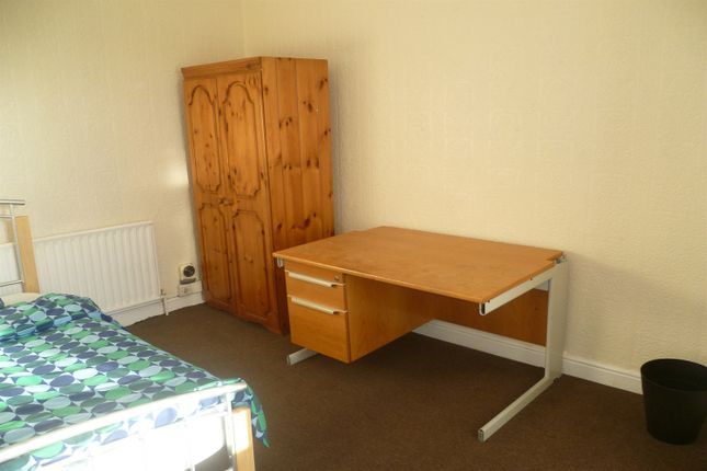 Thumbnail Room to rent in Kingsland Avenue, Coventry