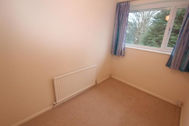 Terraced house to rent in High Street, Knaphill, Woking