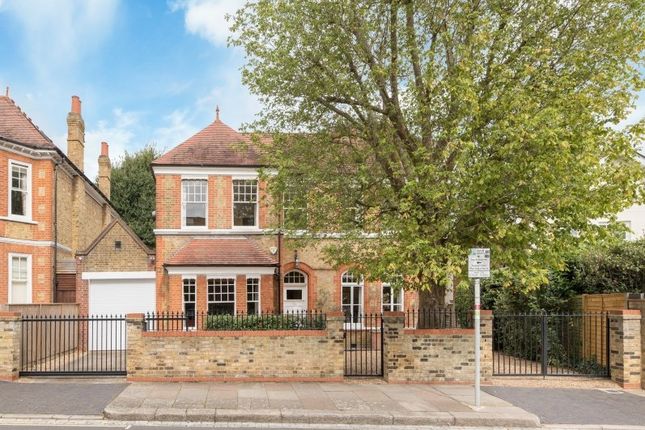 Thumbnail Detached house for sale in Howards Lane, London