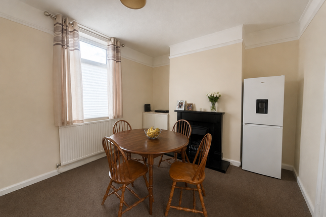 125, Chesterfield photo 4