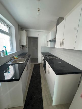 177 Ford Green Road, Smallthorne, Stoke-on-Trent, ST6 1PF, Ford Green Road, Stoke-on-Trent photo 5