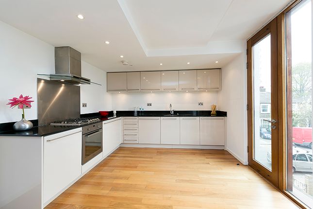 5 The Vetro, Lower Mortlake Road, Richmond photo 4