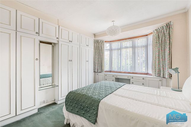17, Tudor Road, Barnet photo 4