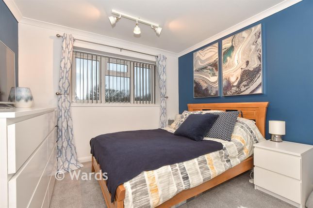 14, Hamble Road, Tonbridge photo 4