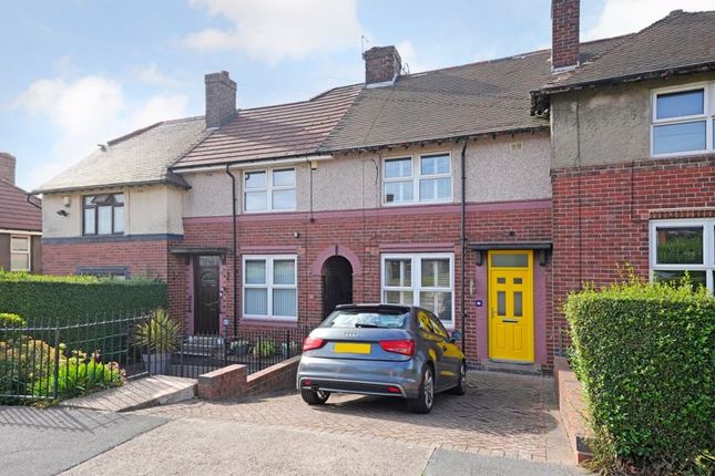 23, Carrill Drive, Sheffield photo 2