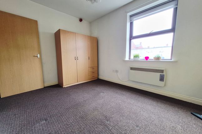Flat 2, Blackburn photo 5