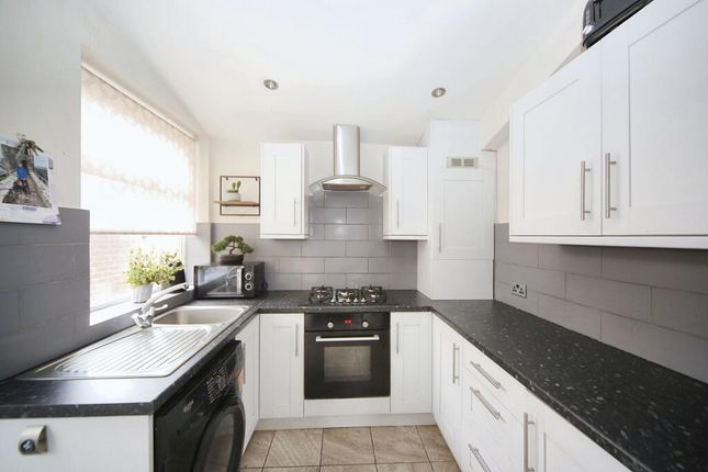 Beautiful 2 Bed Terraced Property To Rent Hey Street, Wn3. Available Now! Zero Deposit