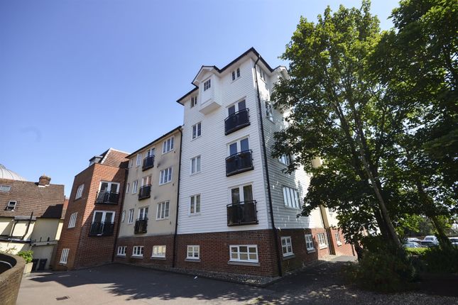 Thumbnail Flat for sale in Fairfield Road, Braintree