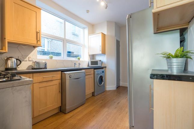 5, Heyward Road, Portsmouth photo 3