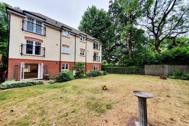 Thumbnail Flat for sale in Oak Court, Bucknell Close, Solihull