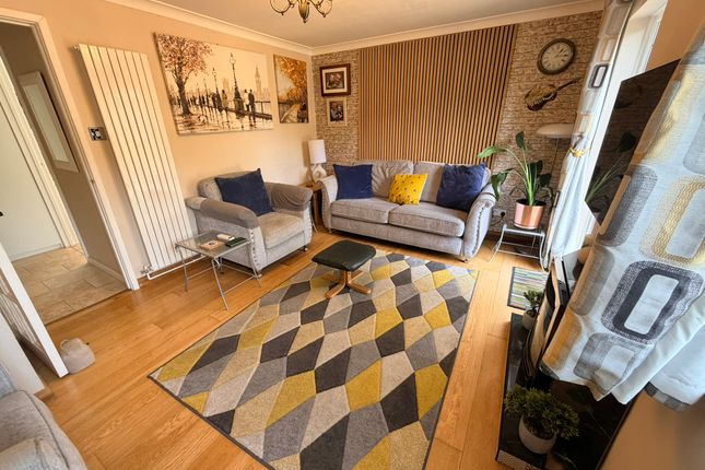 7, Streatham Place, Milton Keynes photo 3