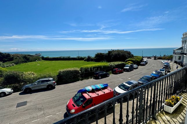 Flat for sale in Lewes Crescent, Brighton