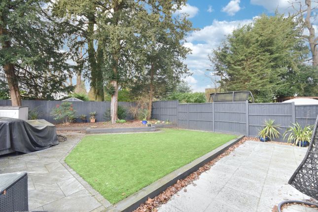 2, Lehmann Oaks, Crawley photo 3