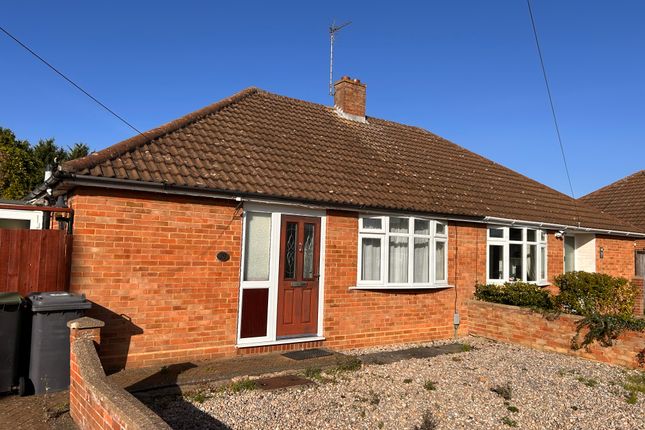 2-bed bungalow on 29, Bedford, £1,250/mo