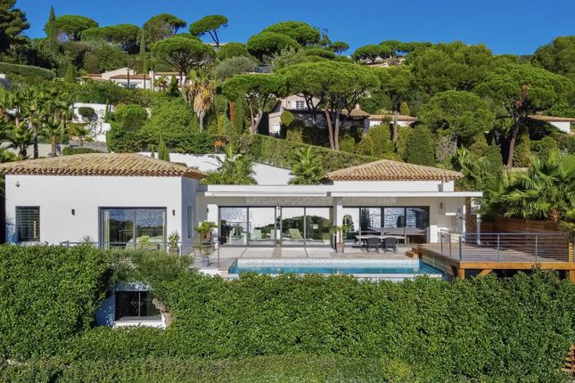 Villa for sale in Ste Maxime, St Raphaël, Ste Maxime Area, French Riviera