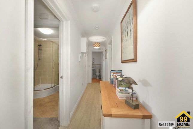 7, White Gables, Torquay photo 5