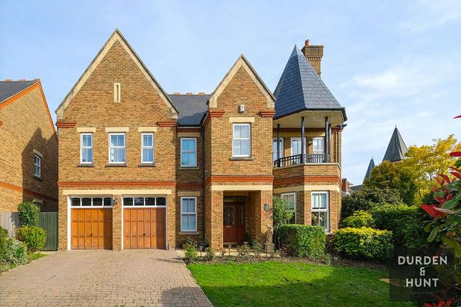 Thumbnail Detached house for sale in Clarence Gate, Repton Park