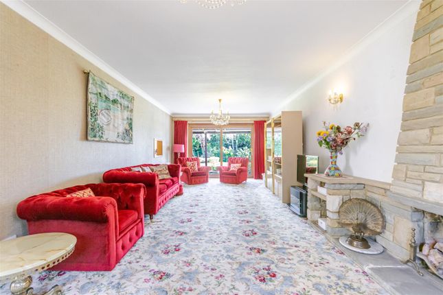 5, Highfield Drive, Ickenham photo 3