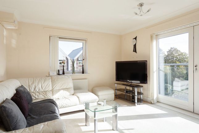 Whittets Ait Jessamy Road, Weybridge photo 4