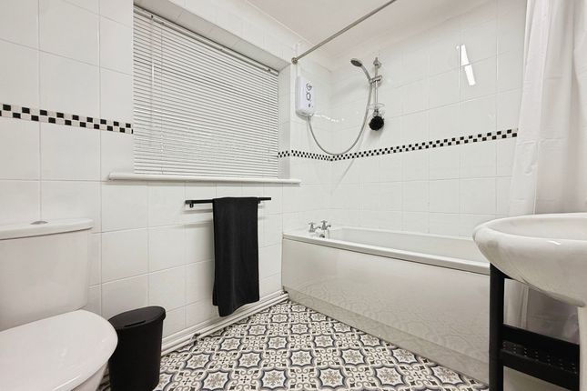 79 Lydd Road, Rye photo 4