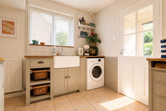 9 LARKFIELD AVENUE, CHEPSTOW, CHEPSTOW photo 4
