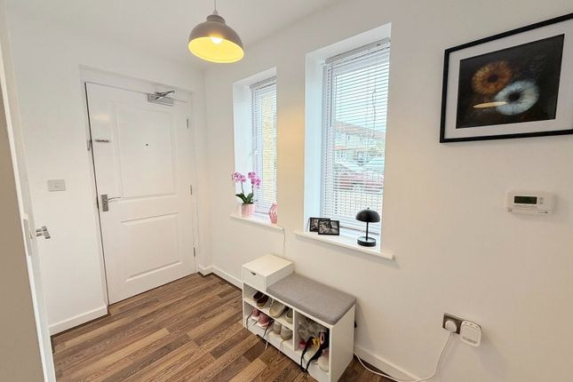 14, Hare Hill Road, Hyde photo 4