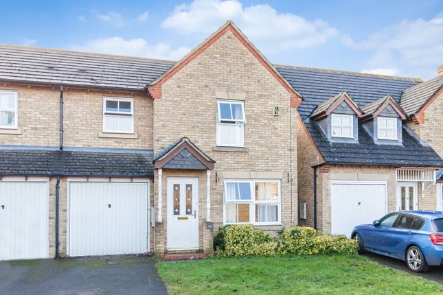 Thumbnail Link-detached house to rent in Reedmace Road, Bicester